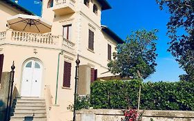 Villa Lina